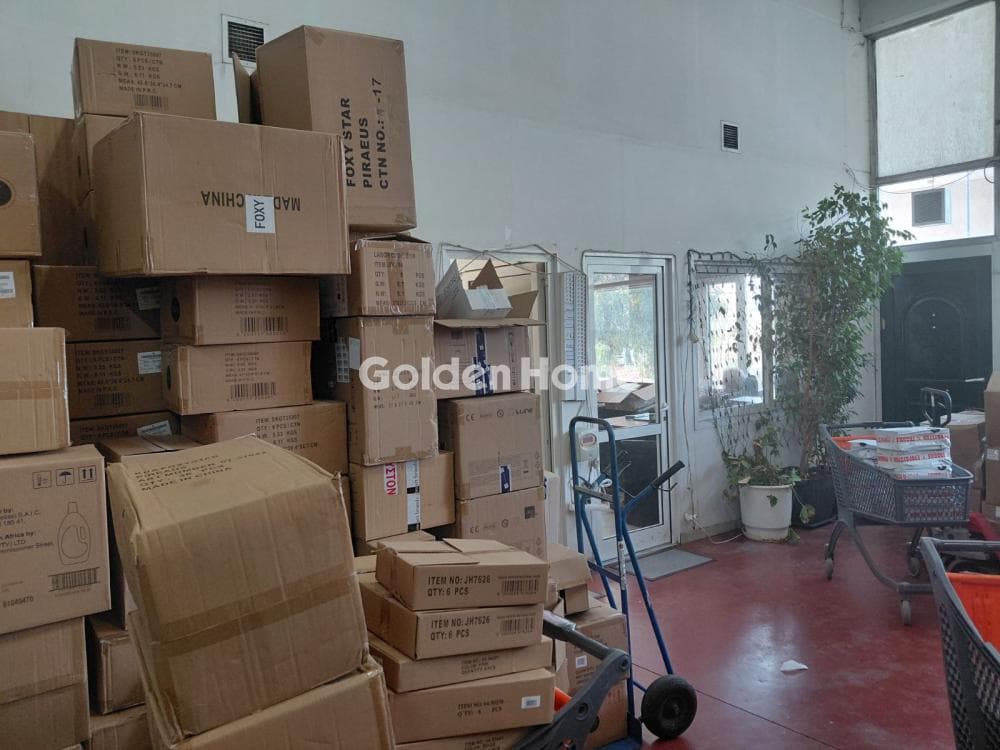 Retail Store in Zoodochos Pigi, Lykovrisi — Photo 12 of 17