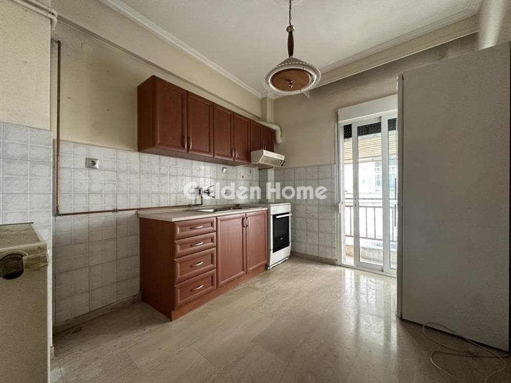 Apartment in Aretsou, Kalamaria — Photo 5 of 17