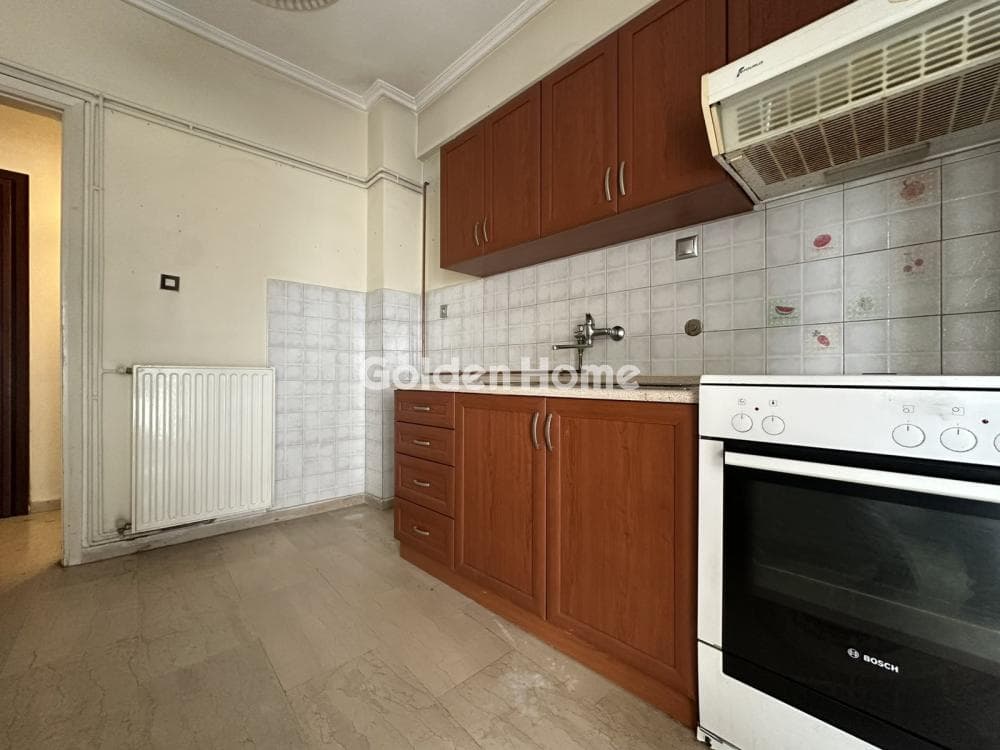Apartment in Aretsou, Kalamaria — Photo 6 of 17