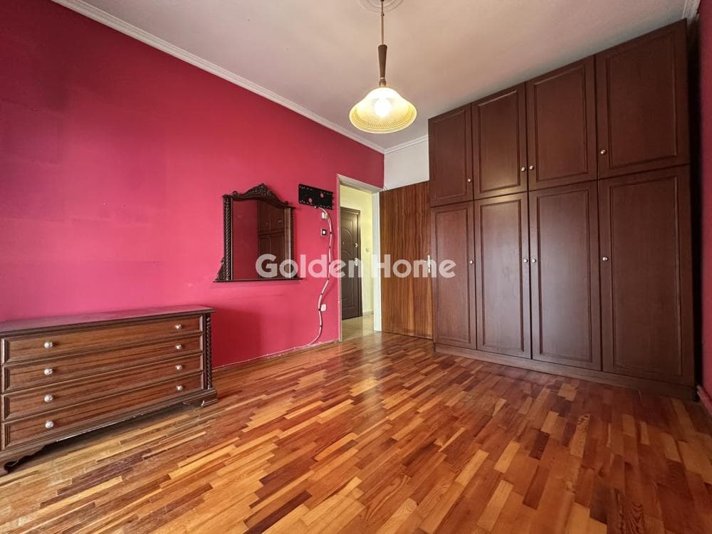 Apartment in Aretsou, Kalamaria — Photo 8 of 17