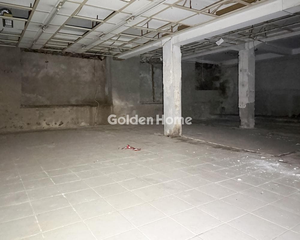 Retail Store in Charokopou, Kalithea — Photo 6 of 9