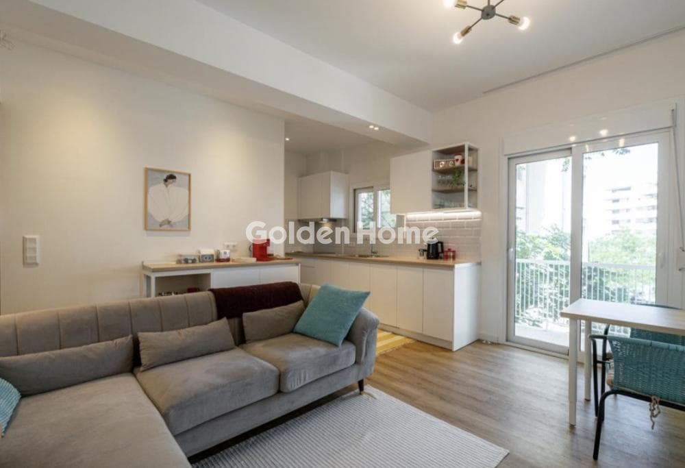 Apartment in Mpatis, Palaio Faliro — Photo 1 of 20