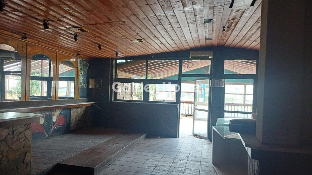 Retail Store in TEI Athinon, Aigaleo — Photo 1 of 3