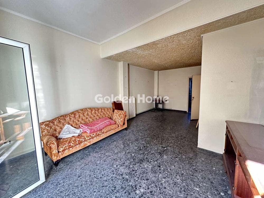 Apartment in Memou square, Koridallos — Photo 1 of 18