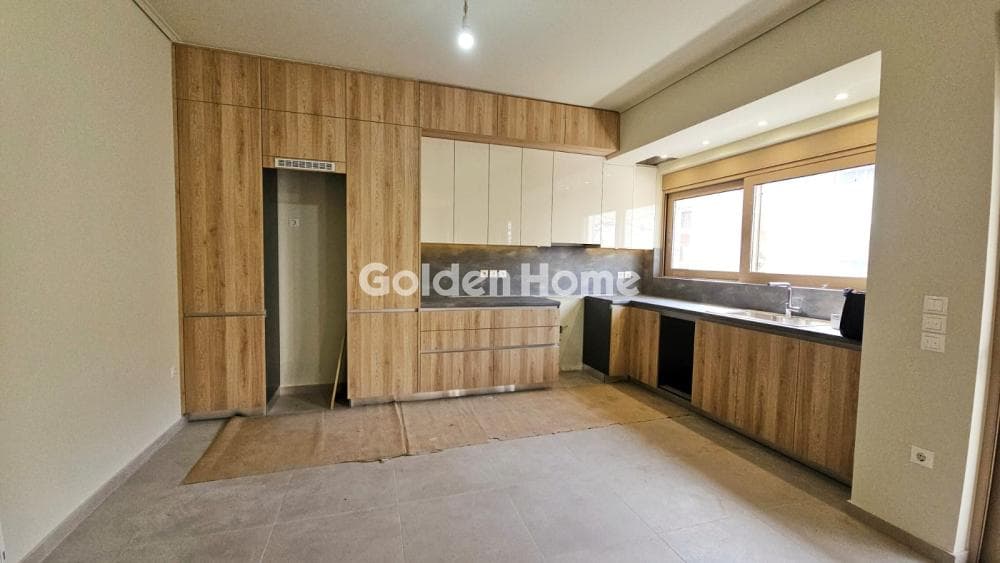 Apartment in Schinias, Peristeri — Photo 4 of 12