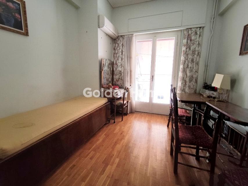Apartment in Center, Dafni — Photo 13 of 17
