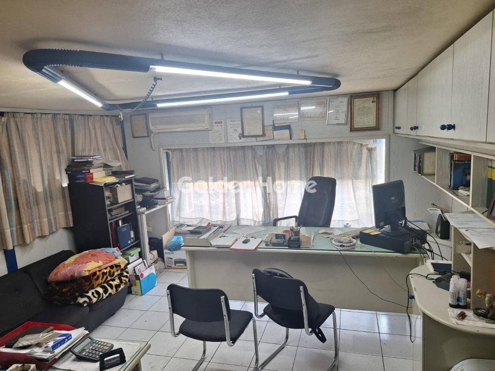 Κατάστημα στην Κοκκινόβραχος, Κερατσίνι — Φωτογραφία 9 από 15