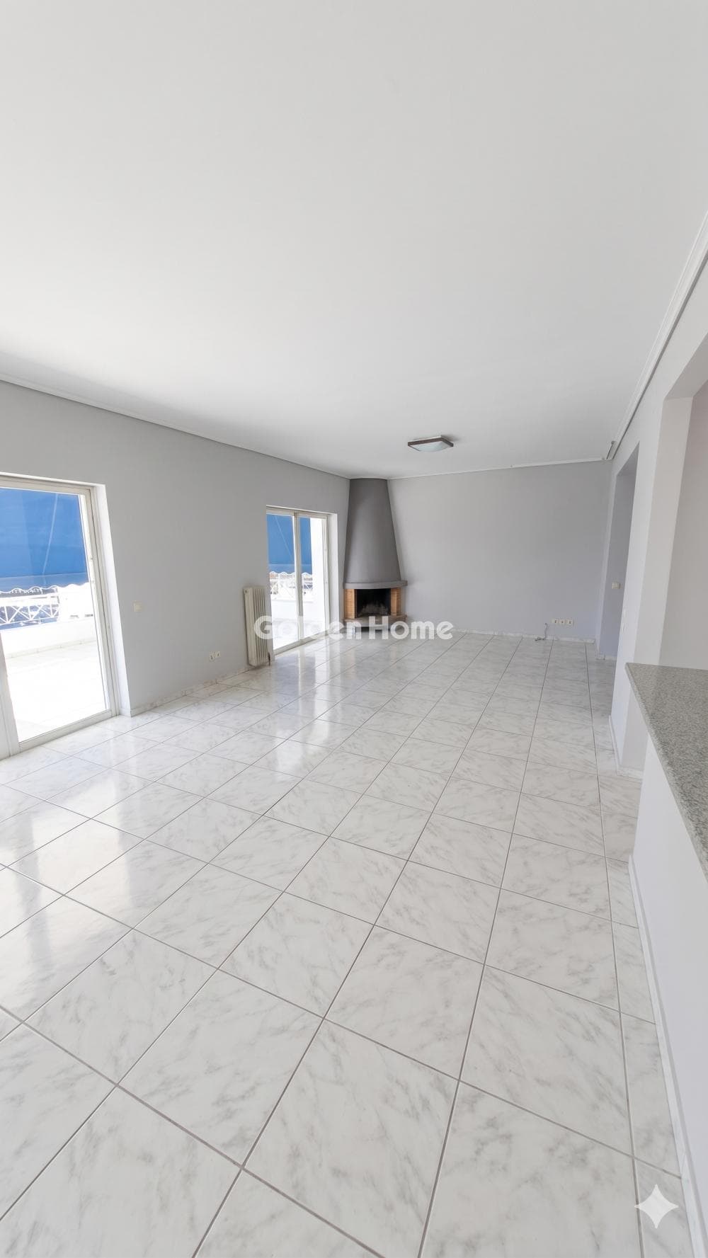 Apartment in Evryali, Voula — Photo 2 of 24