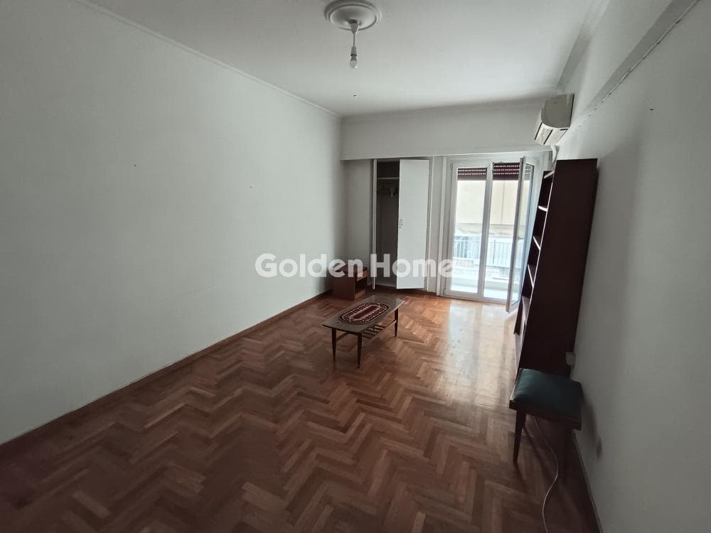 Office in Megala Sxoinia B, Exarchia - Neapoli — Photo 2 of 25
