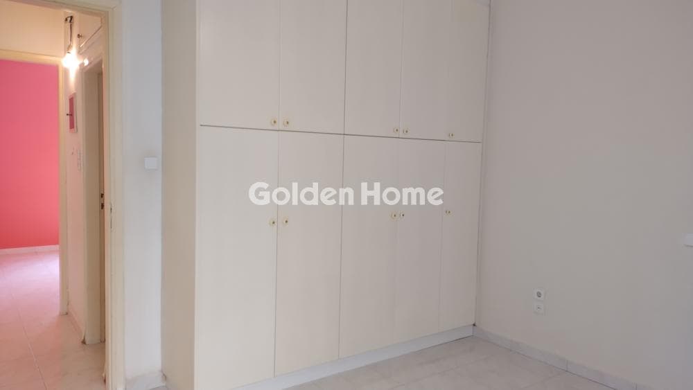 Apartment in Piraiki, Piraeus — Photo 11 of 27