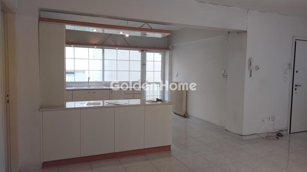 Apartment in Piraiki, Piraeus — Photo 6 of 27