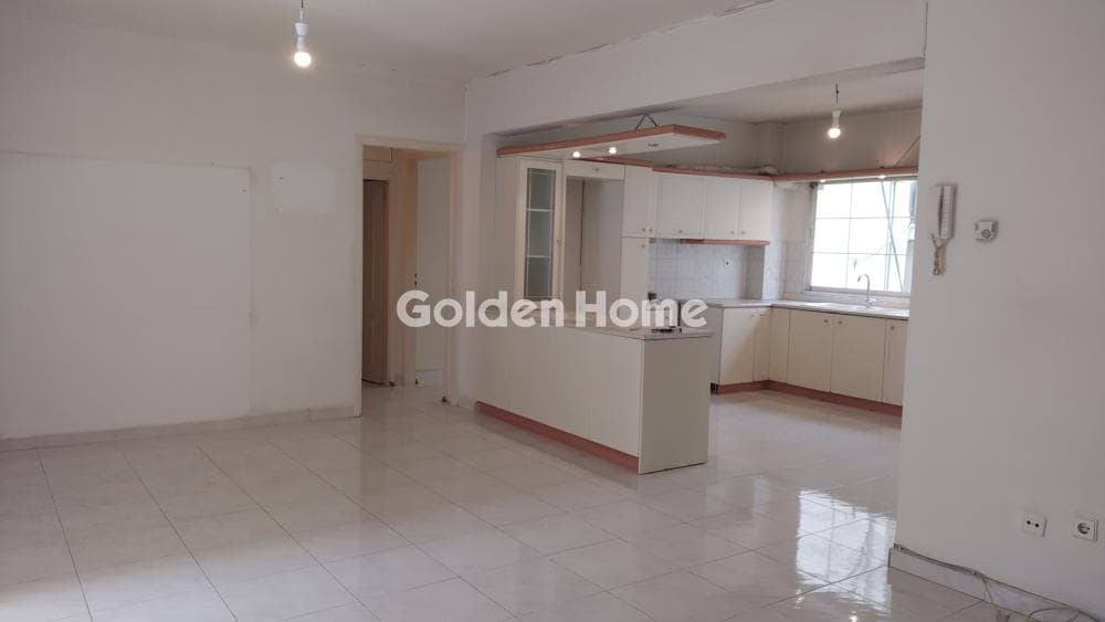 Apartment in Piraiki, Piraeus — Photo 8 of 27