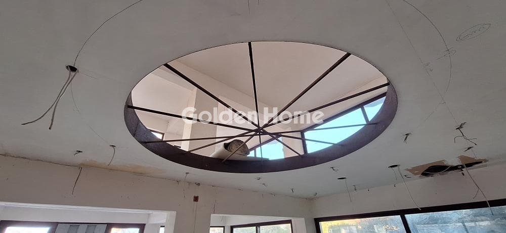 Retail Store in Ano Sourmena, Argyroupoli — Photo 10 of 10