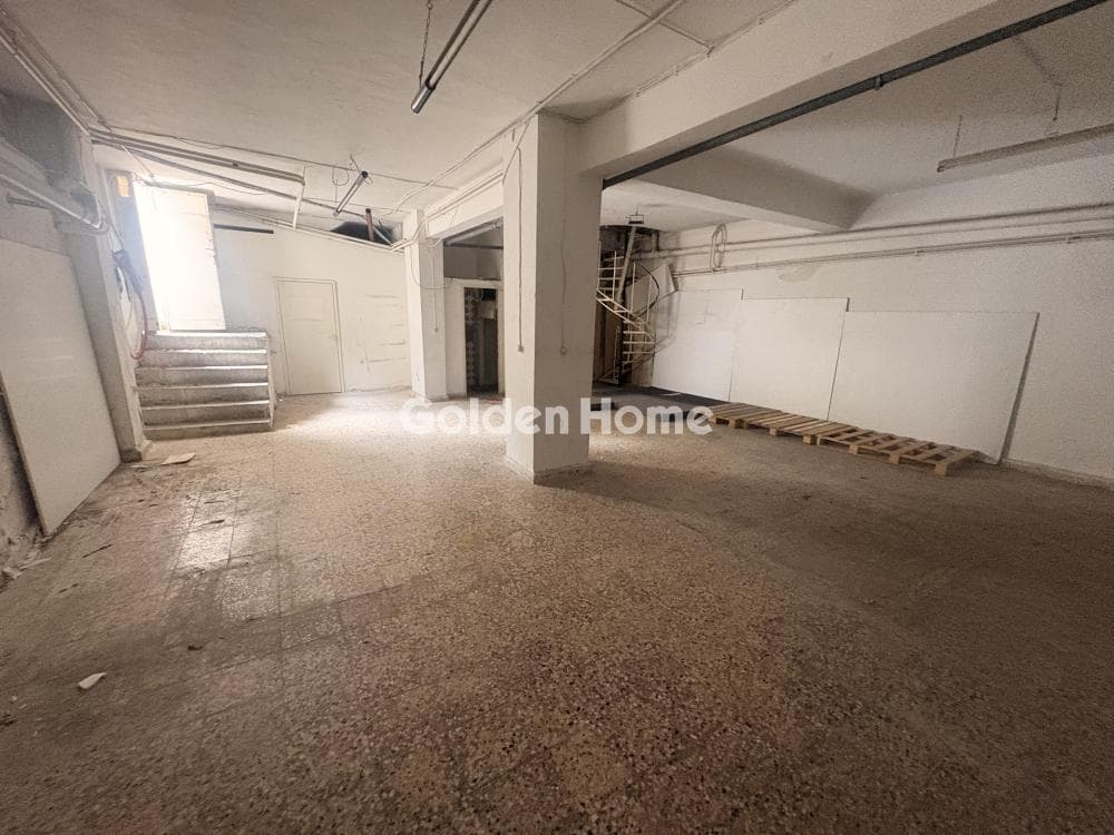 Warehouse in Kokkinia, Nikaia — Photo 3 of 4