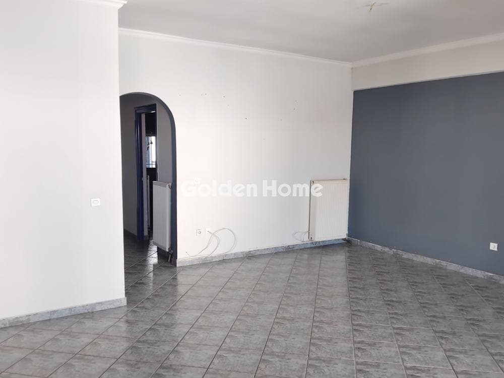 Apartment in Megala Sxoinia A, Acharnes — Photo 4 of 23