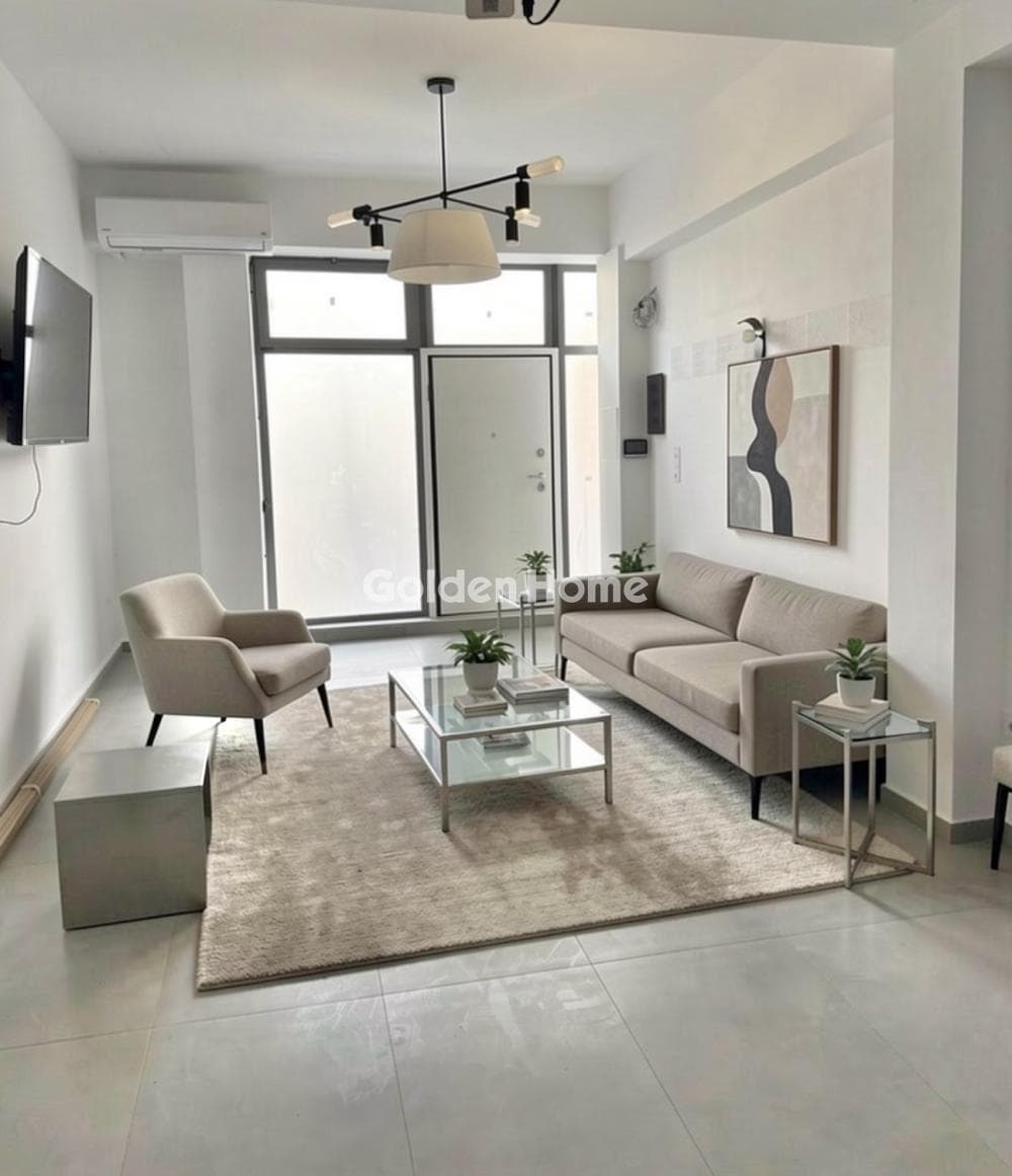 Apartment in Evaggelistria, Piraeus — Photo 1 of 20