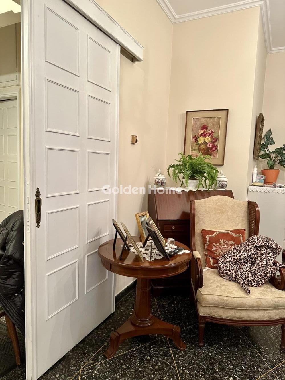 Apartment in Saframpoli, Nea Ionia — Photo 1 of 8