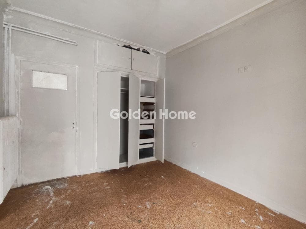 Apartment in Palaia Kokkinia, Piraeus — Photo 13 of 19