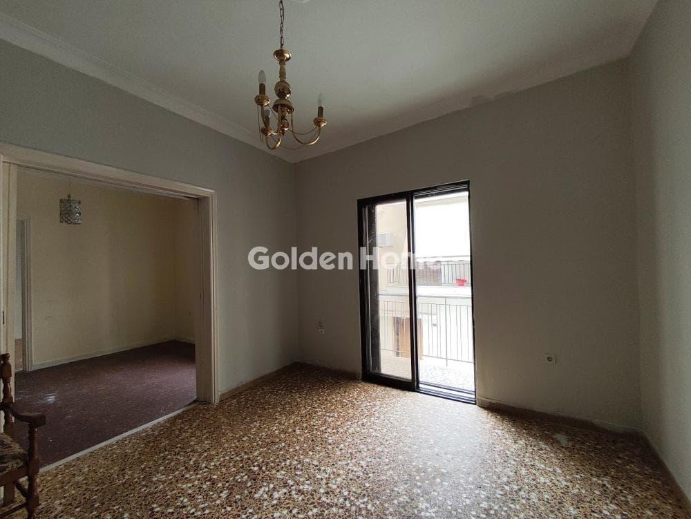 Apartment in Palaia Kokkinia, Piraeus — Photo 2 of 19
