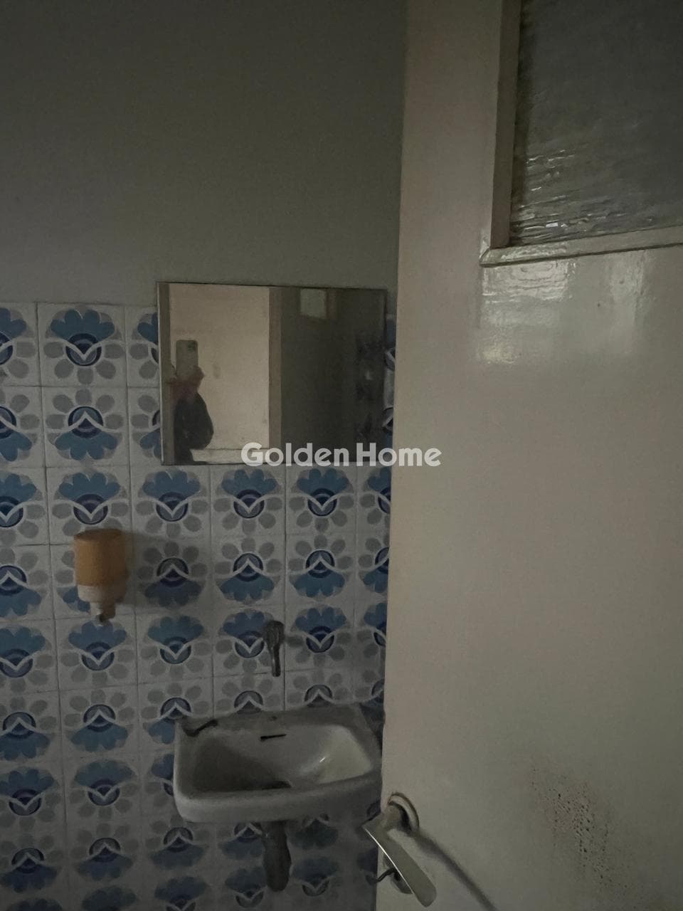 Retail Store in Moni Agion Anargiron, Agioi Anargiroi — Photo 15 of 24