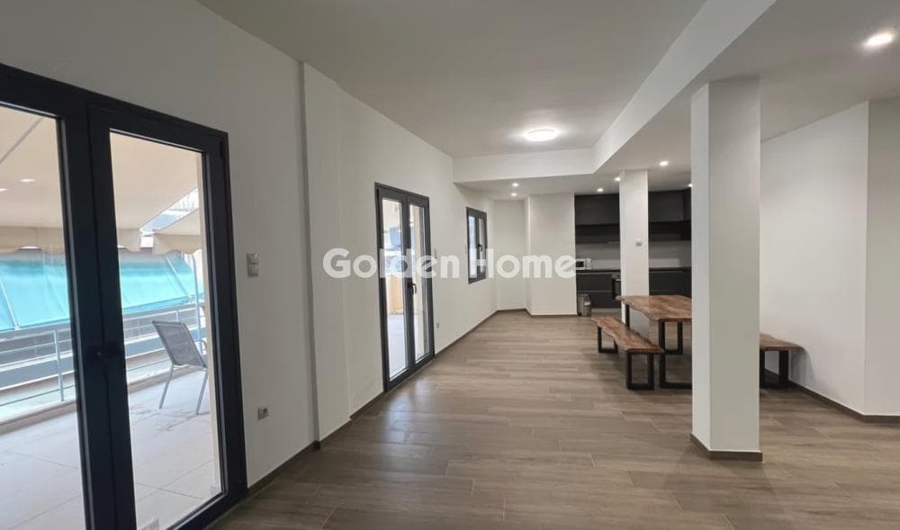 Apartment in Agios Ioannis, Neos Kosmos — Photo 2 of 7