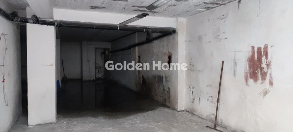Warehouse in Ionia, Nea Ionia — Photo 16 of 22