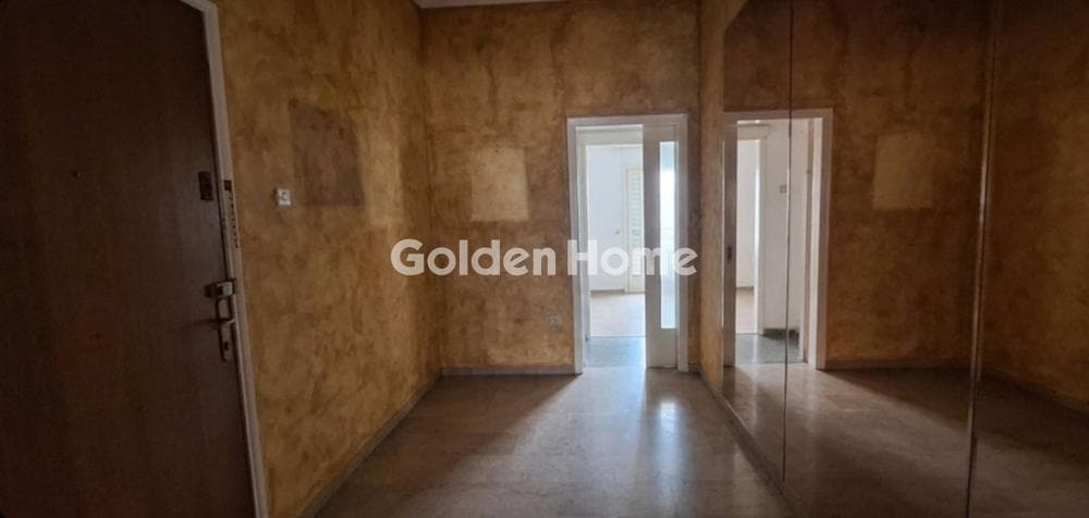 Apartment in Center, Nea Smyrni — Photo 9 of 12