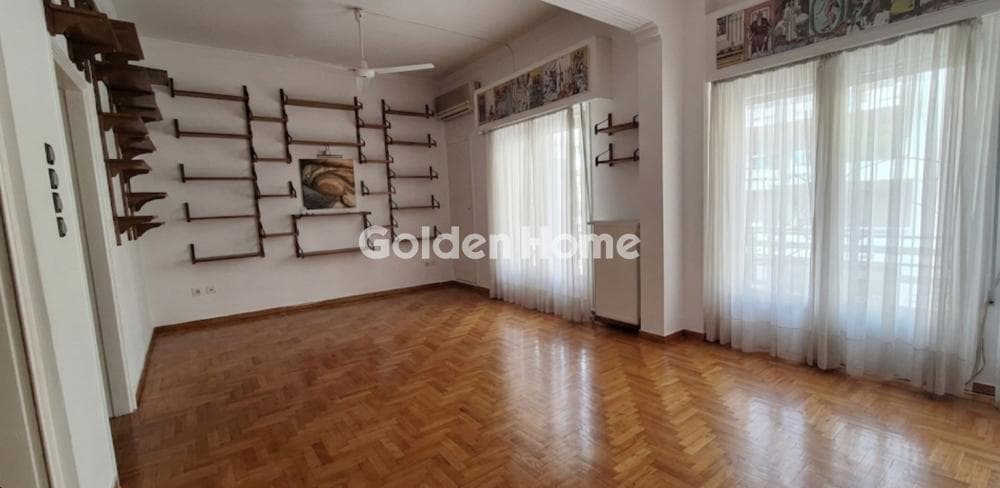 Apartment in Center, Nea Smyrni — Photo 2 of 12