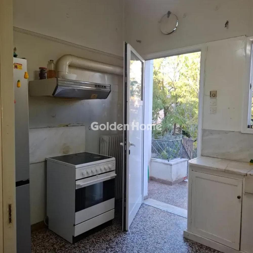 House in Center, Nea Chalkidona — Photo 3 of 12