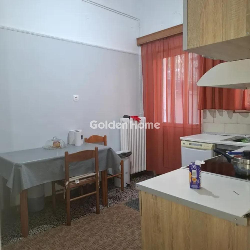 House in Center, Nea Chalkidona — Photo 4 of 12