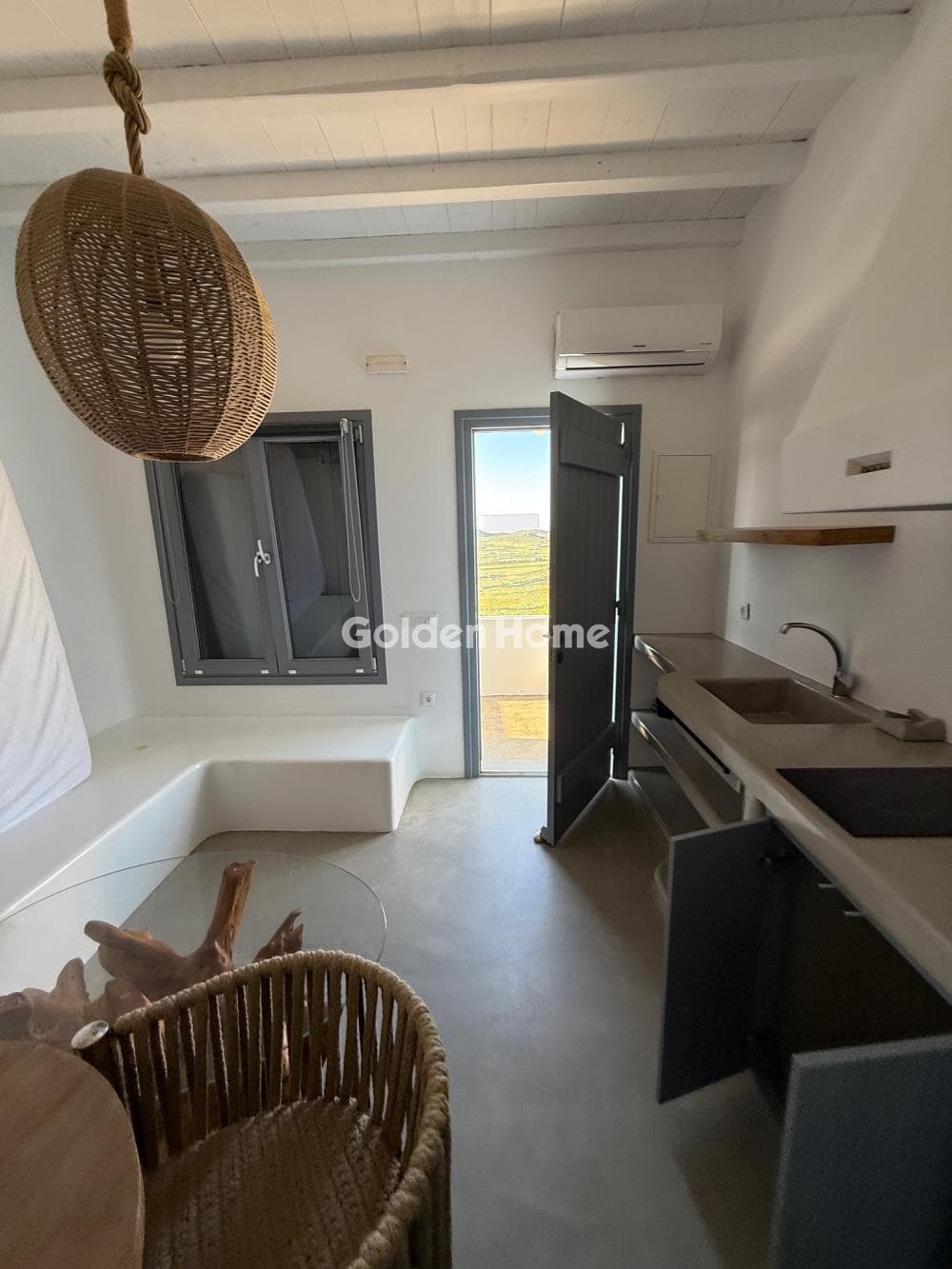 Apartment in Kastro, Mykonos — Photo 2 of 11