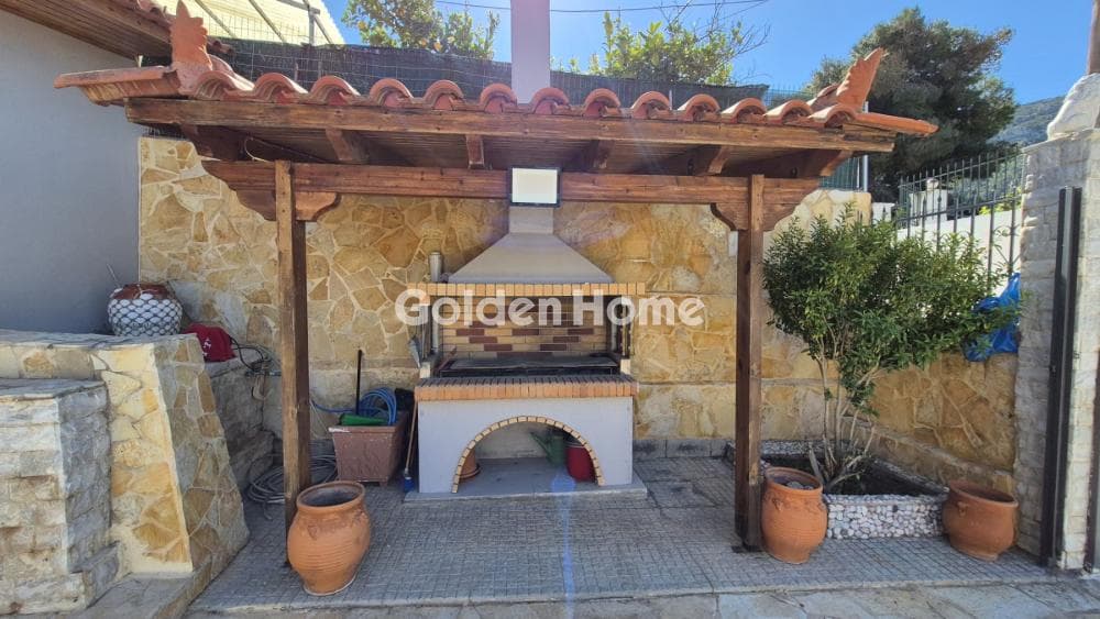 House in Agios Athanasios, Salamina — Photo 3 of 16