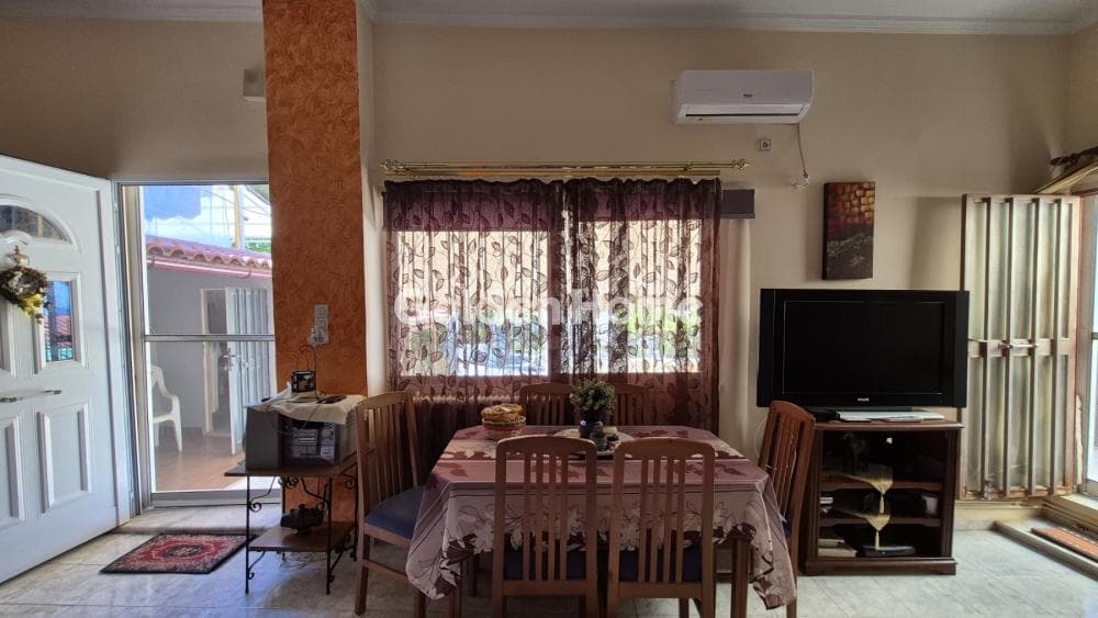 House in Agios Athanasios, Salamina — Photo 5 of 16