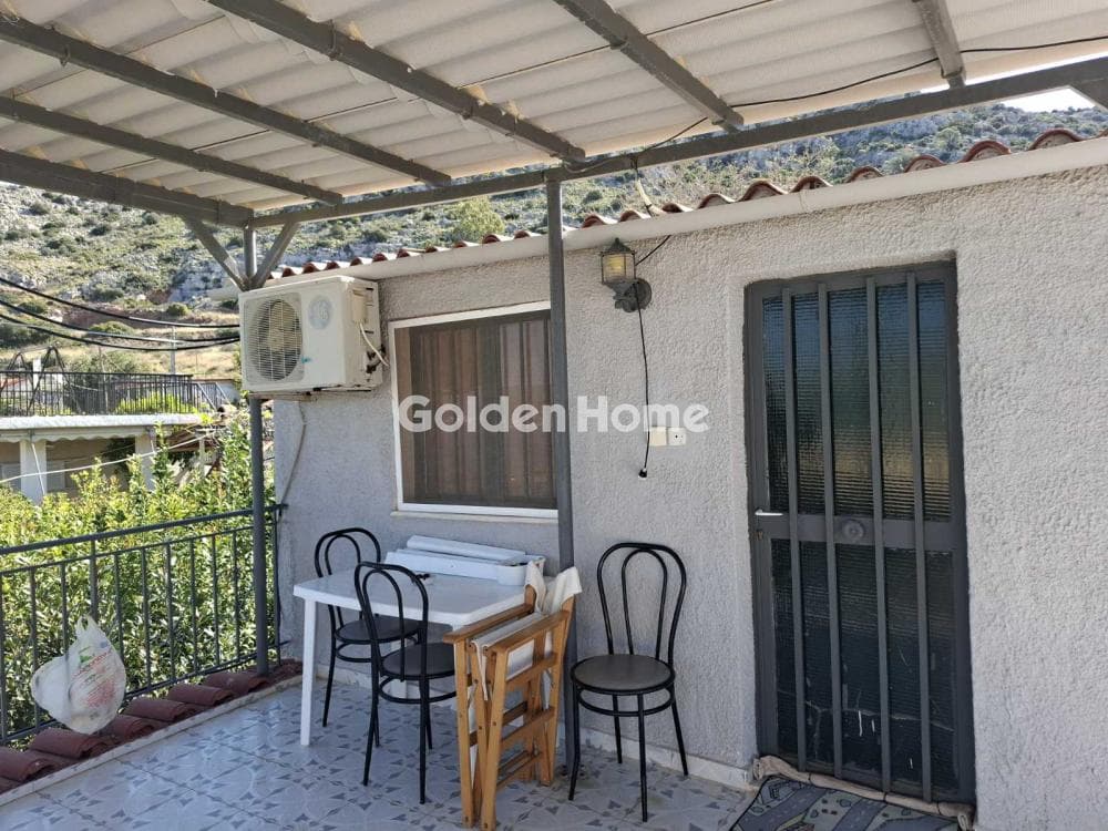House in Agios Athanasios, Salamina — Photo 11 of 16