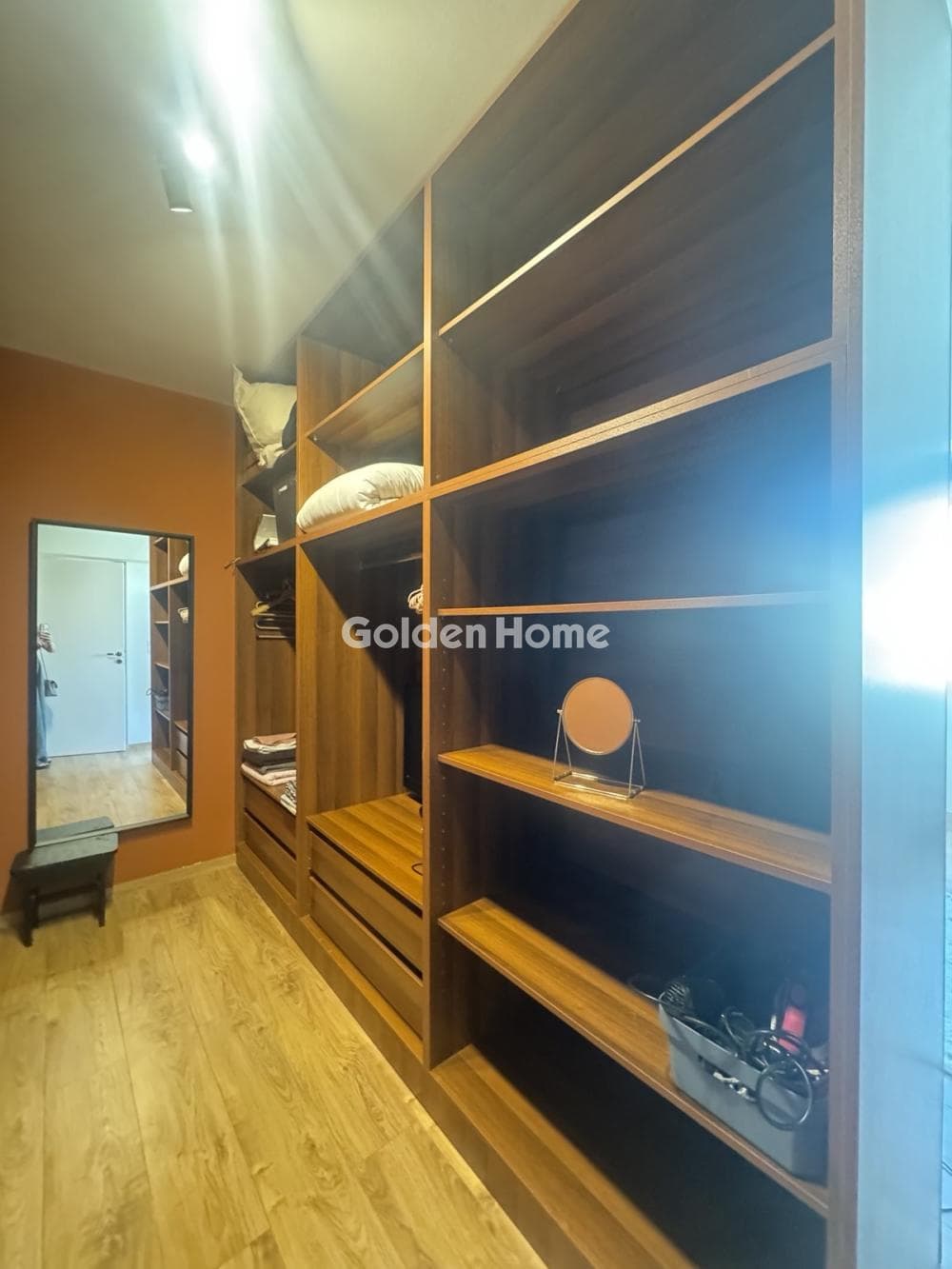 Apartment in Agios Fanourios, Drapetsona — Photo 12 of 17