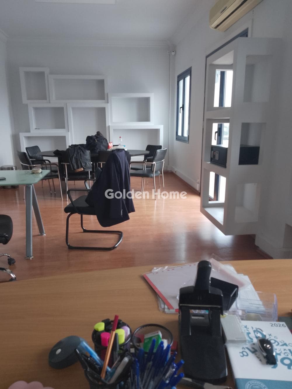 Office in Trachones, Alimos — Photo 1 of 9