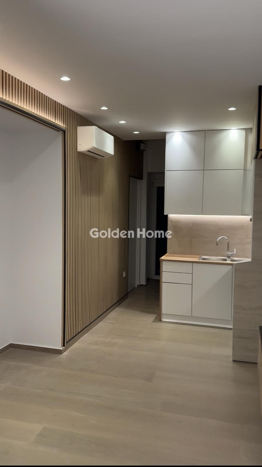 Apartment in Platia Attikis, Attiki — Photo 10 of 12