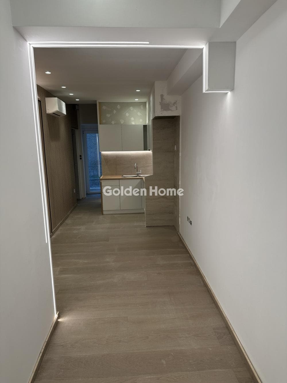 Apartment in Platia Attikis, Attiki — Photo 2 of 12