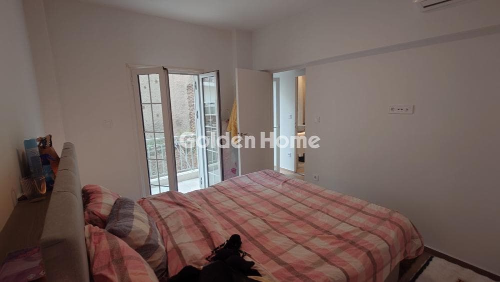 Apartment in Platia Attikis, Attiki — Photo 7 of 12