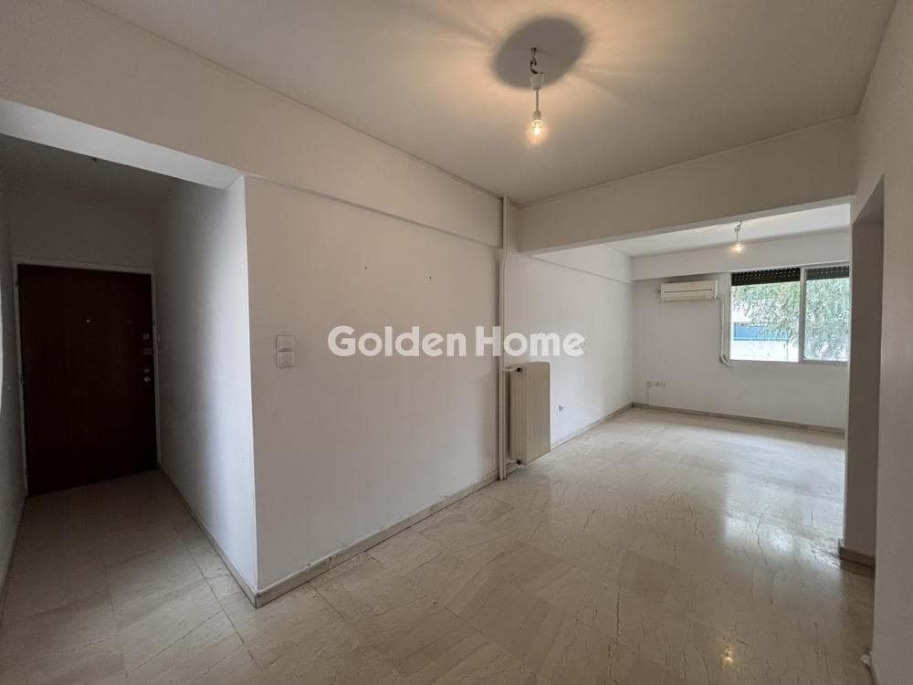 Apartment in Stavros, Piraeus — Photo 2 of 23