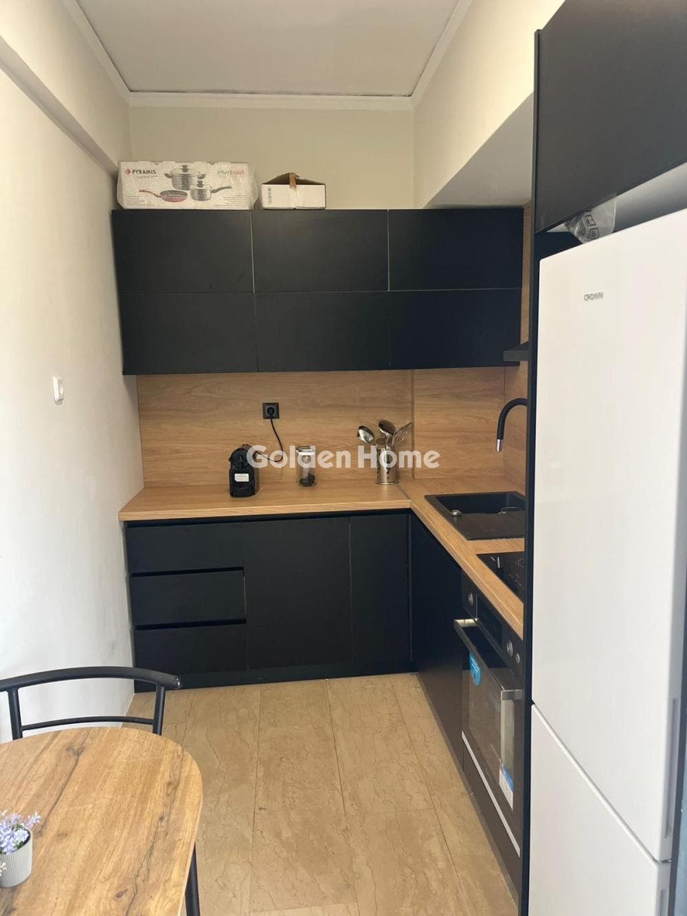 Apartment in Ravenia, Attiki — Photo 4 of 10