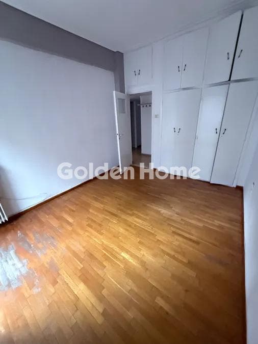 Apartment in Platia Attikis, Attiki — Photo 7 of 13