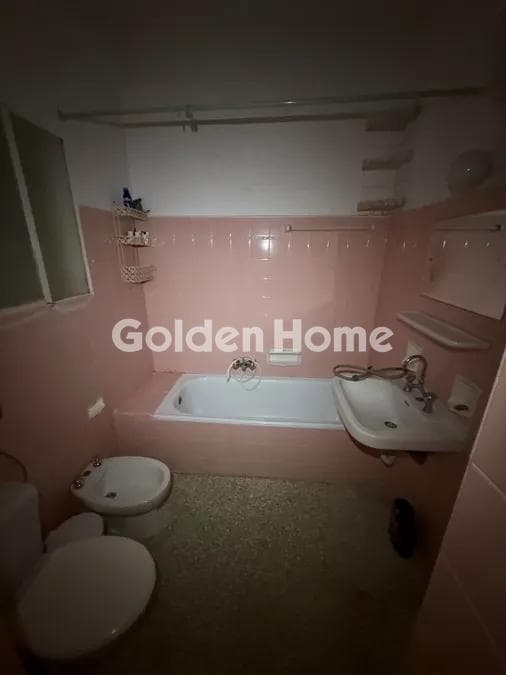Apartment in Platia Attikis, Attiki — Photo 8 of 13