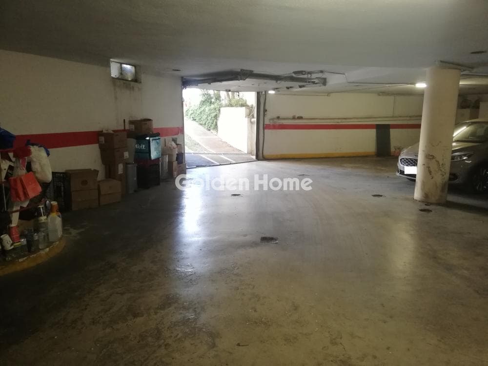 Parking Space in Amfithea, Palaio Faliro — Photo 13 of 18