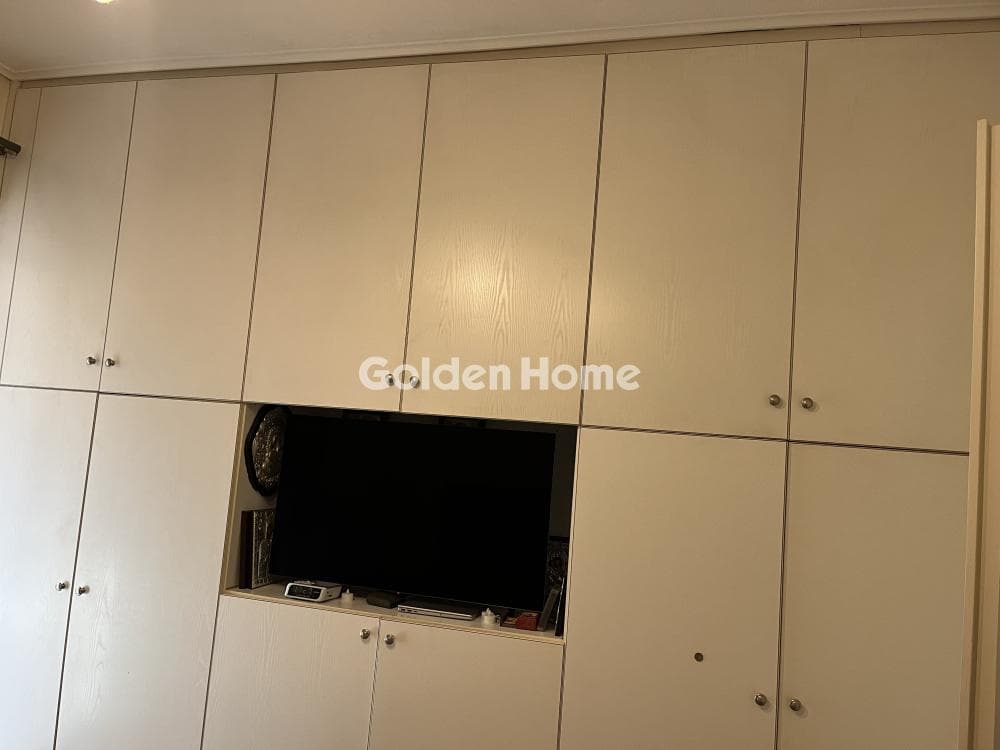 Apartment in Center, Agios Dimitrios — Photo 16 of 25
