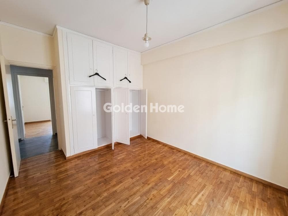 Apartment in Karagianneika, Galatsi — Photo 3 of 5