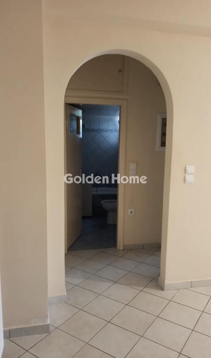 Apartment in Megala Sxoinia A, Acharnes — Photo 3 of 19