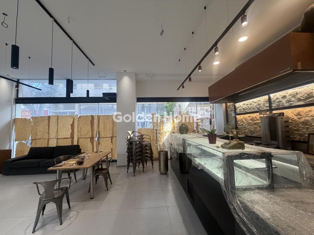 Retail Store in Center, Chalandri — Photo 14 of 19