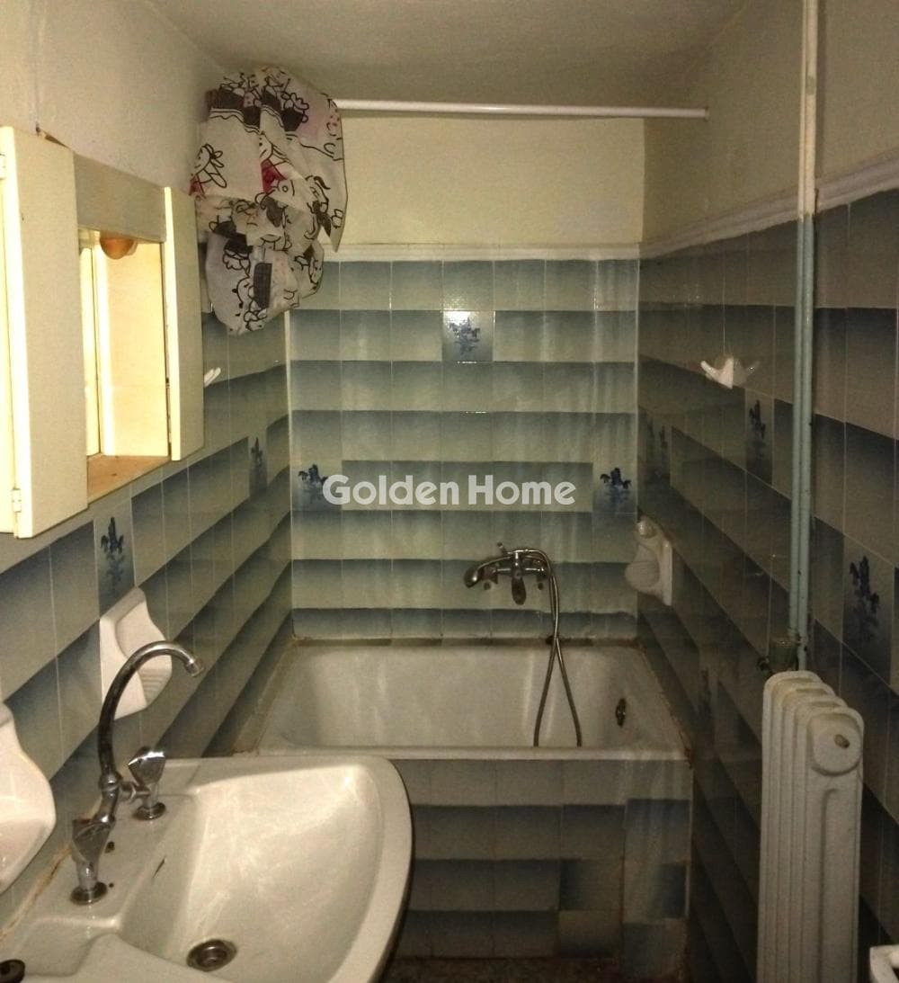 Apartment in Kariotika, Perama — Photo 10 of 12