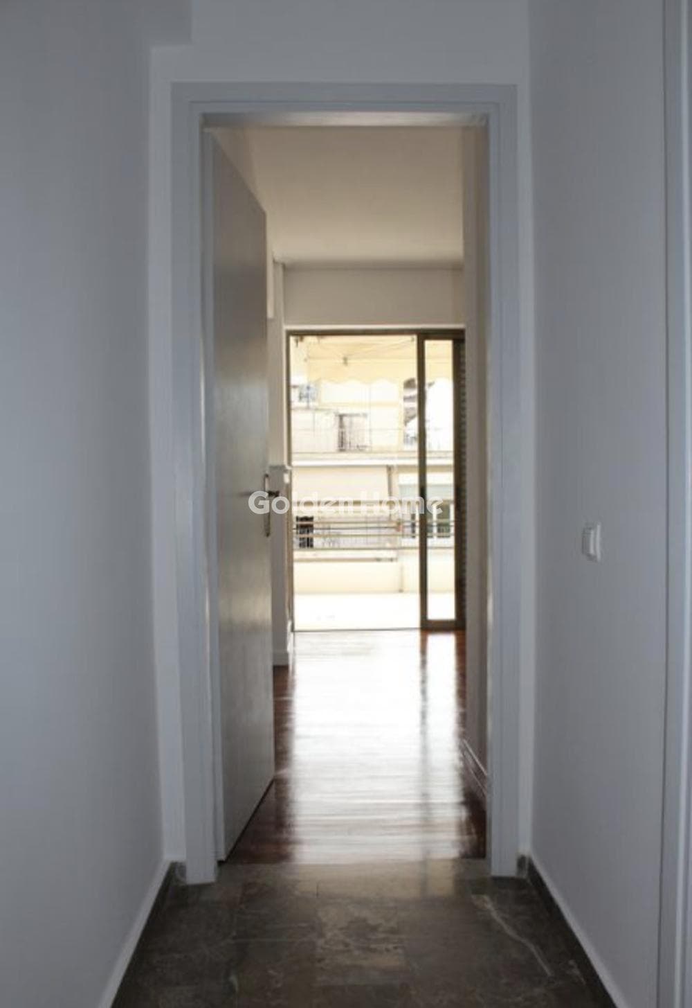 Apartment in Mpatis, Palaio Faliro — Photo 14 of 20